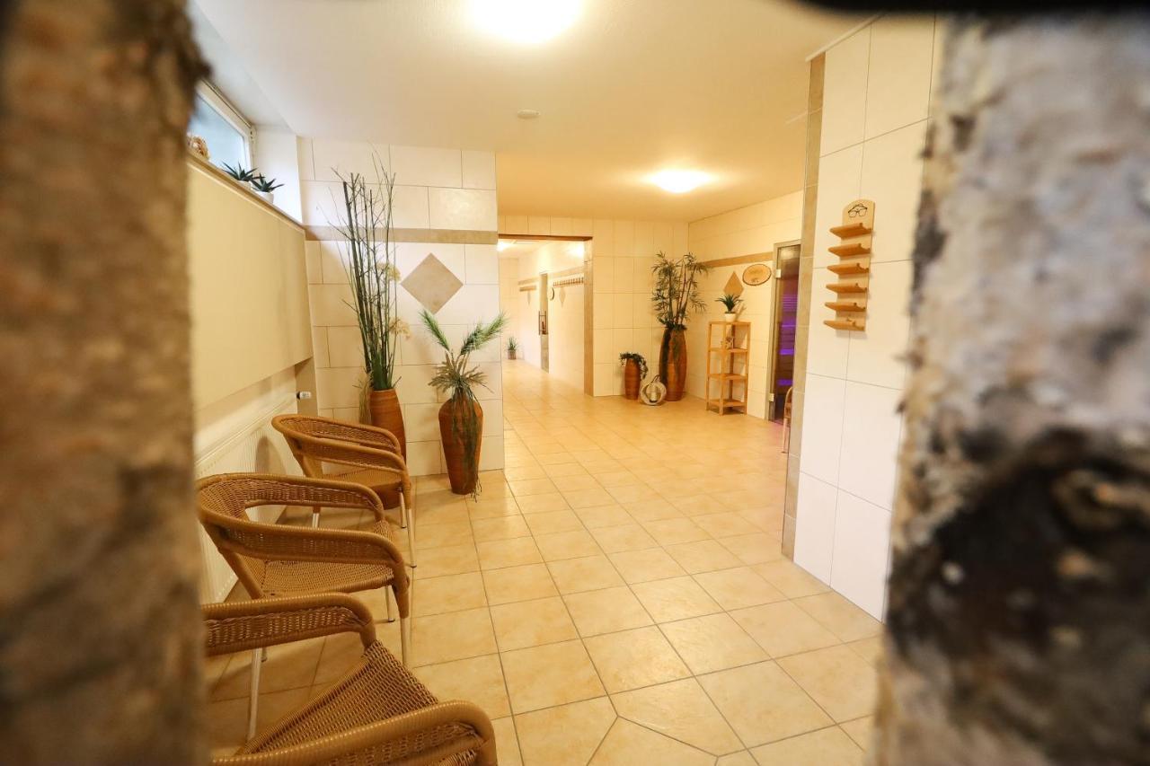 Hotel Wiehen-Therme Hullhorst Екстер'єр фото