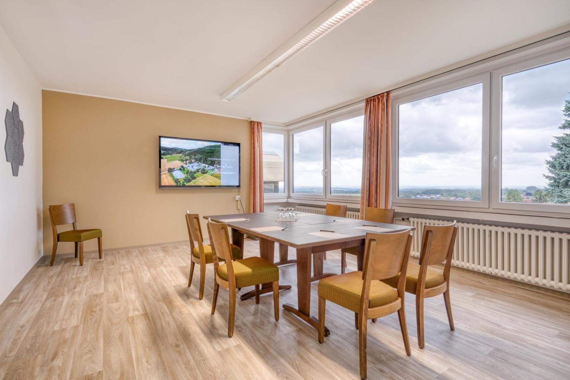 Hotel Wiehen-Therme Hullhorst Екстер'єр фото