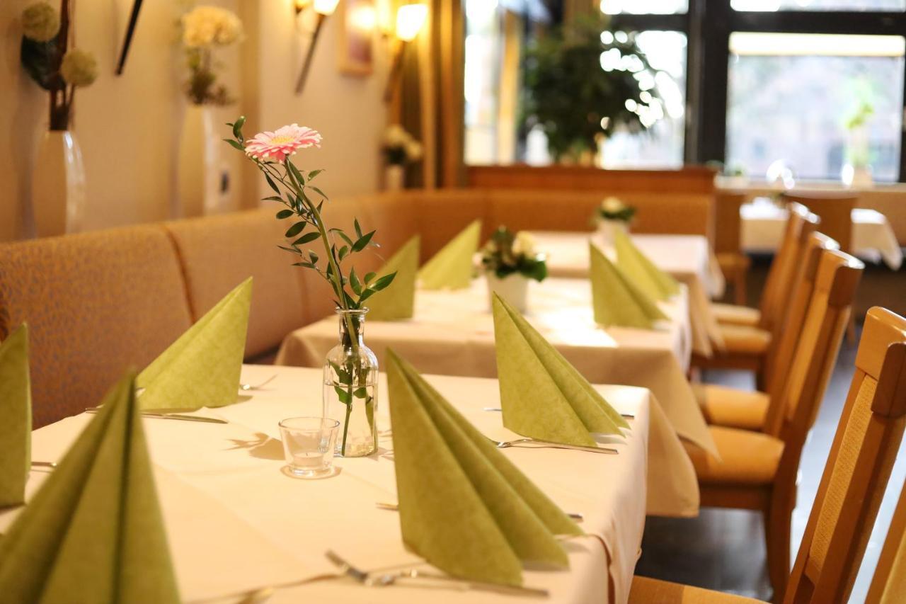 Hotel Wiehen-Therme Hullhorst Екстер'єр фото